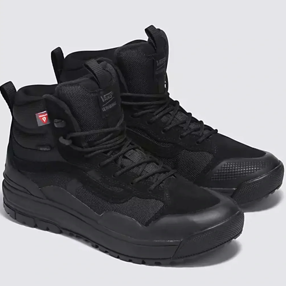 Vans Men’s Ultrarange Exo Black/Black VN0A4BVSBKA Boots Sneakers
